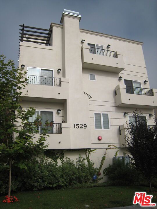 - Residential Lease