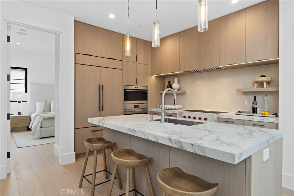 Corona del Mar South of PCH (CDMS) - Residential