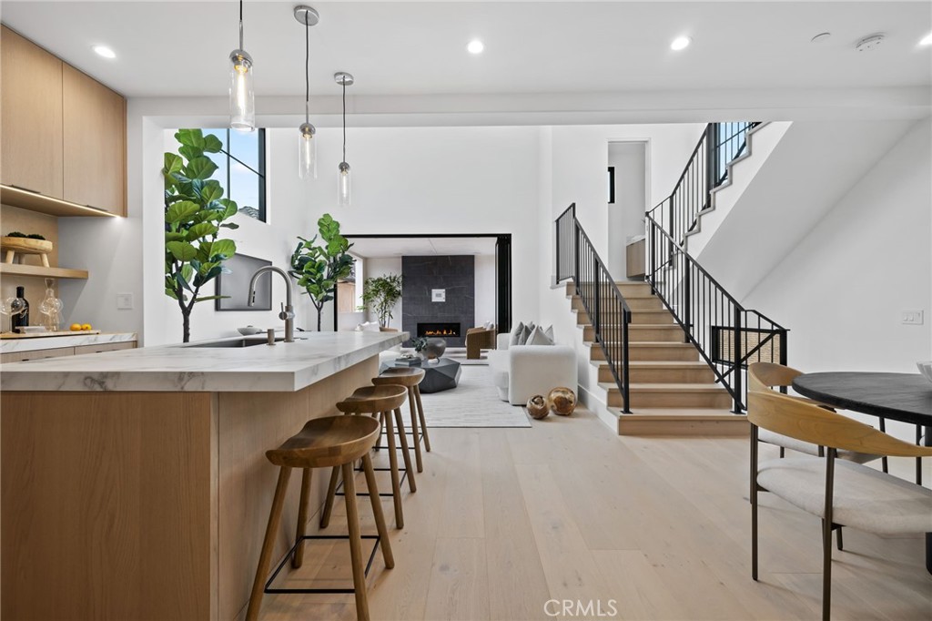 Corona del Mar South of PCH (CDMS) - Residential