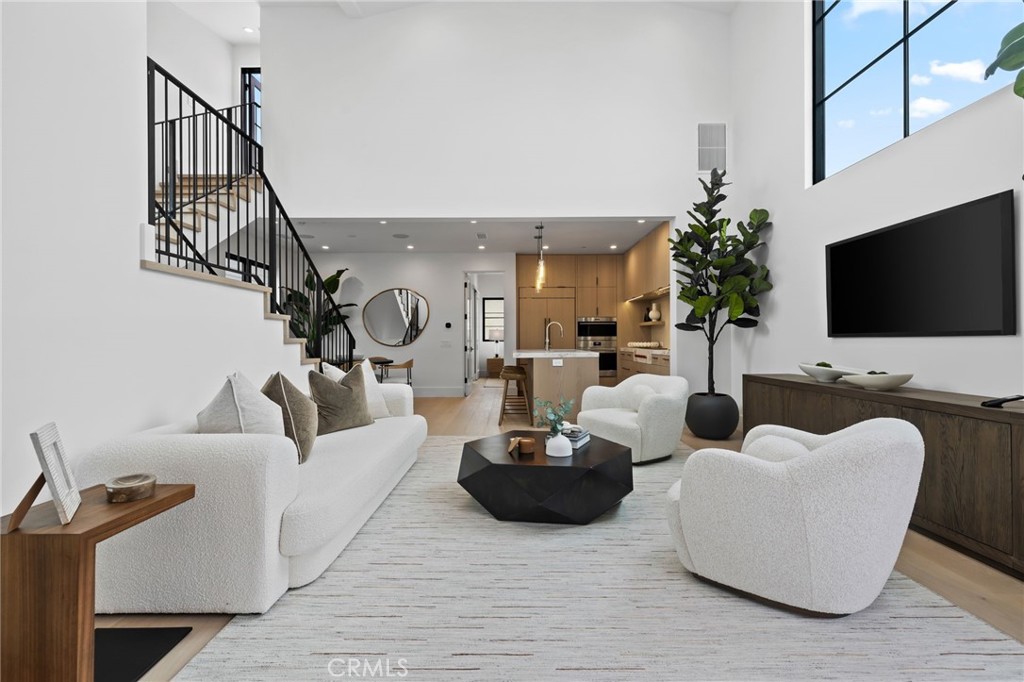 Corona del Mar South of PCH (CDMS) - Residential