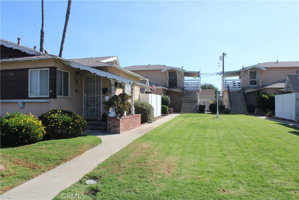 Photo of 1348 W Valencia Dr, Fullerton, CA 92833 (MLS # PW25245145)