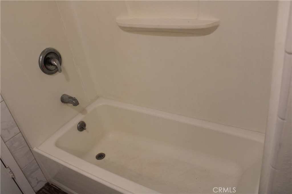 Unknown - Residential Lease