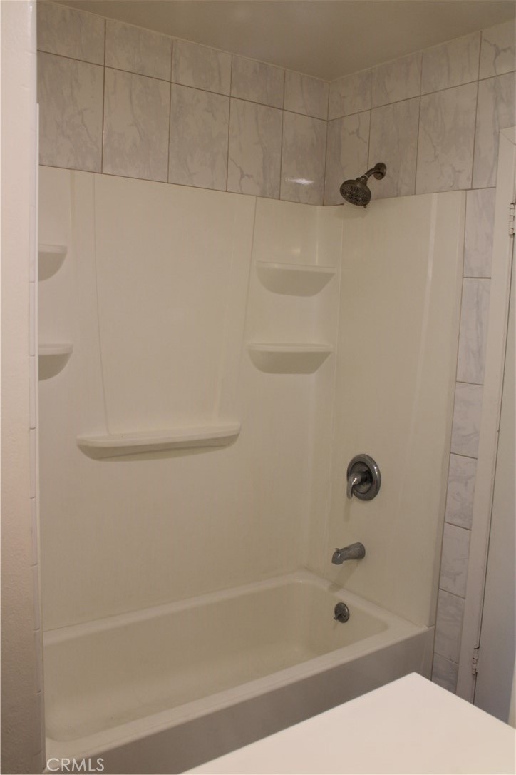 Unknown - Residential Lease