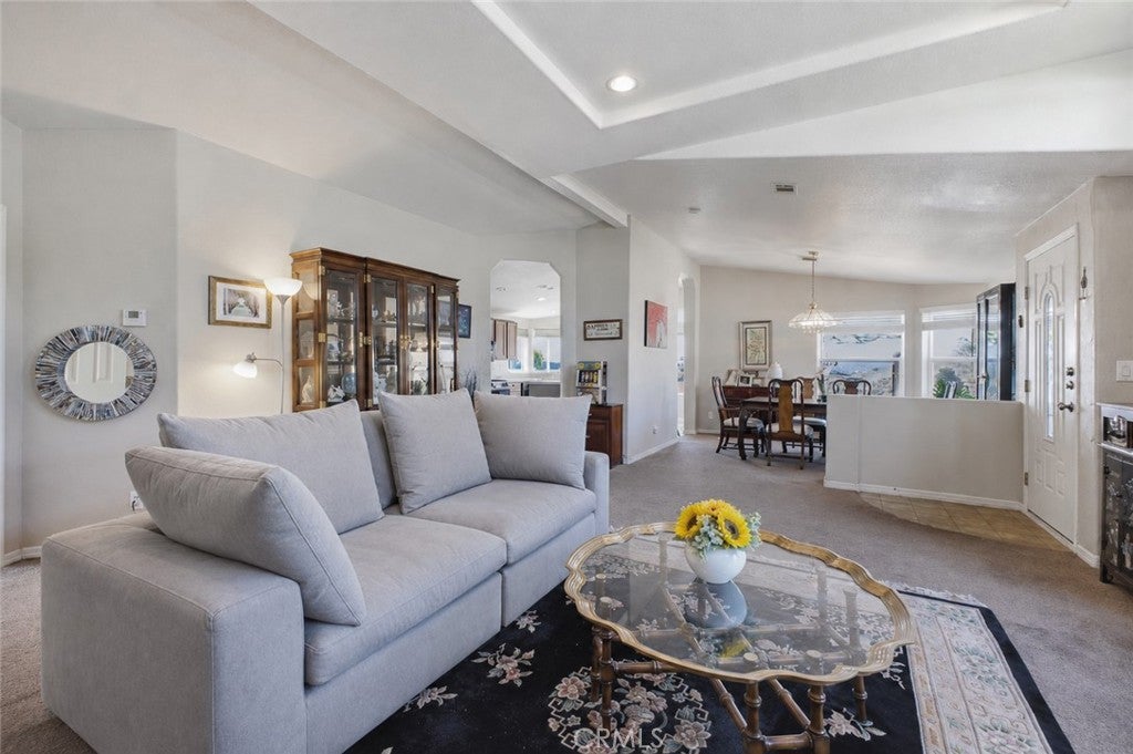 23777 Mulholland Highway 61