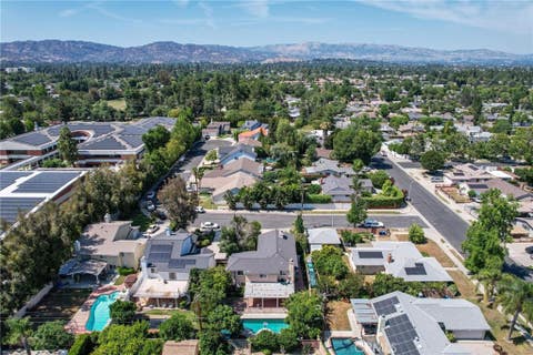 Tiny photo for 22606 Archwood Street, West Hills, CA 91307 (MLS # SR26117458)
