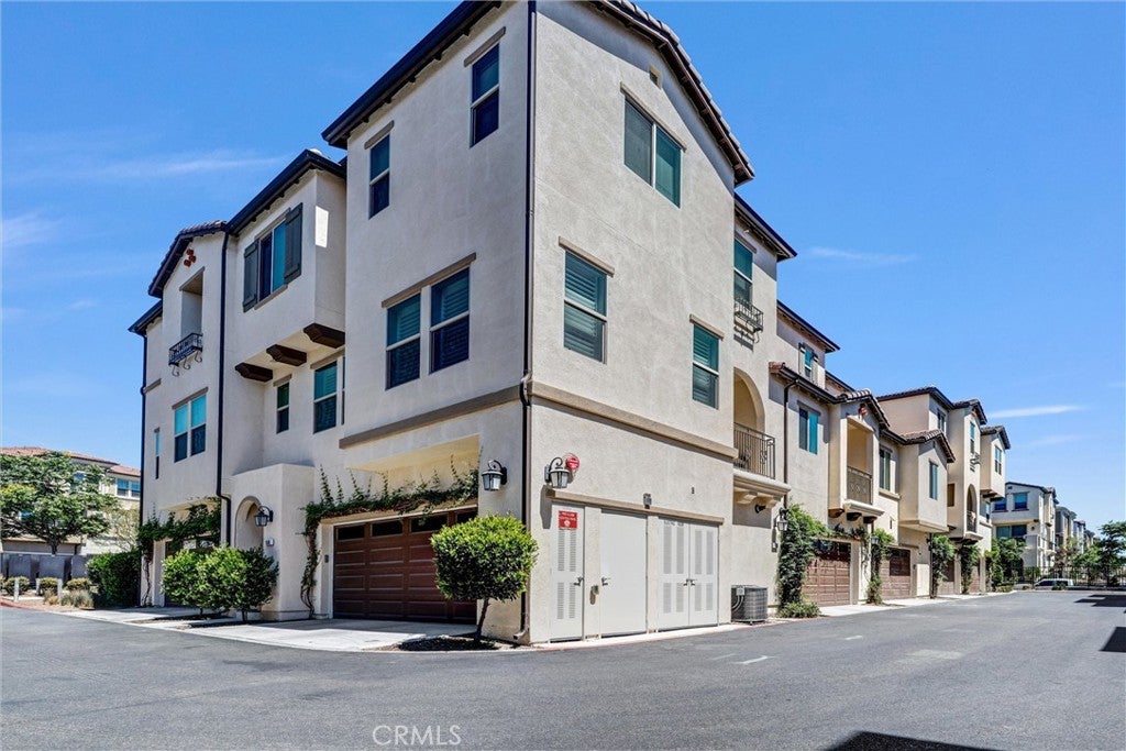 108 High Meadow