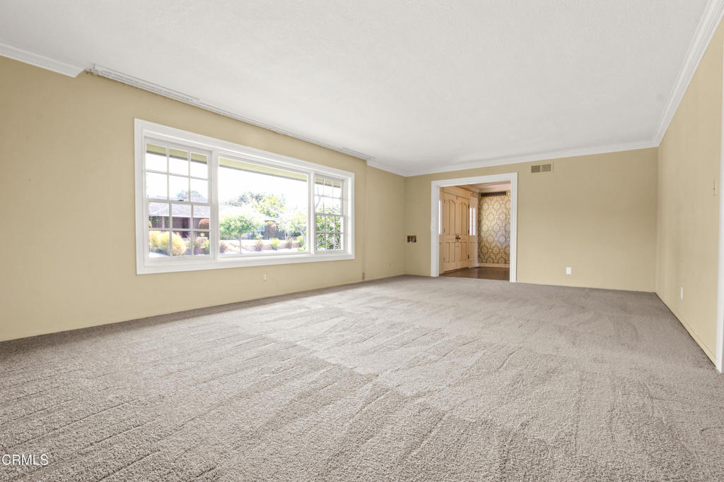 5580 E Lonna Linda Drive