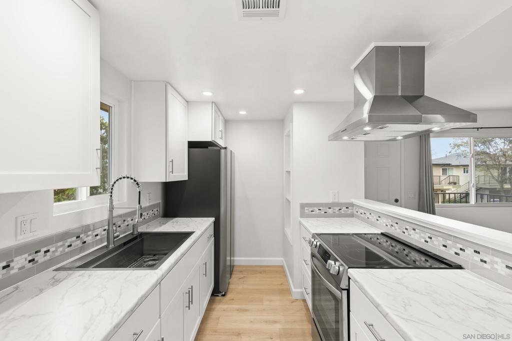 9855 Mission Greens Ct 4