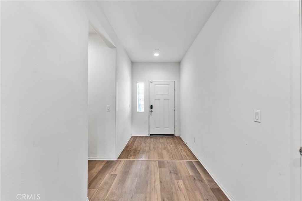 2492 E Williamsburg