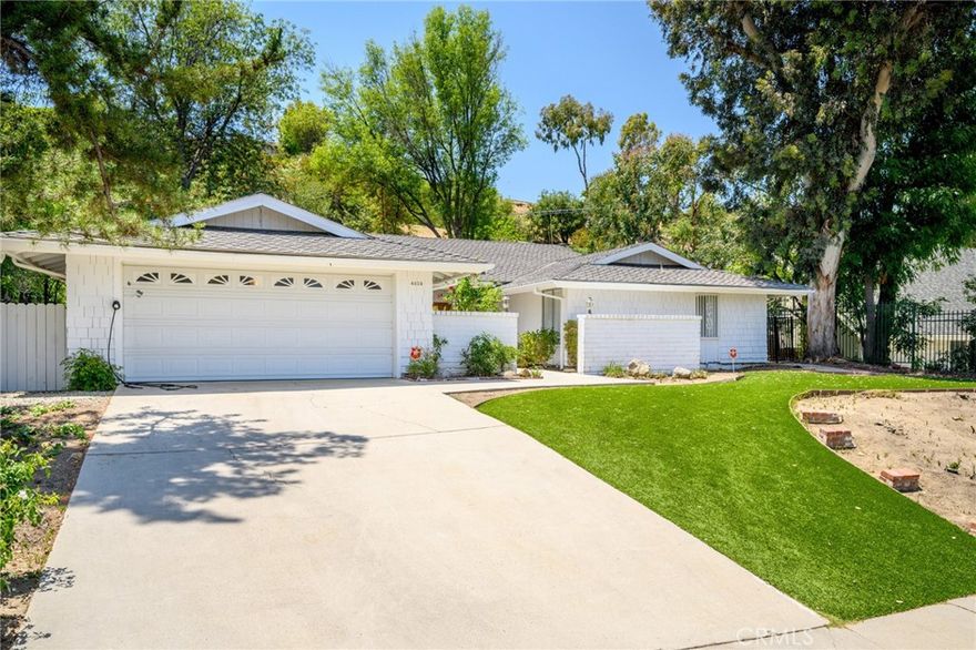 Single Family Home Located South Of The Blvd * On The Mulholland Corridor *  4 Bedrooms / 3 Bathrooms * 2,538sqft * 15,682sqft Lot * 1970 Built * Bright * Open Floor Plan * Formal Living Room With High Ceilings * Family Room With A Fireplace * Formal Dining Room * Large Kitchen With A Breakfast Bar & An Area For A Nook * Sperate Laundry Room * Large Master Suite With A Walk-In Closet * Hardwood & Laminate Floors Throughout * Central A/C & Heat * Covered Patio * Large Yard * 2 Car Attached Garage *** Home Is Also RTI Ready To Build A 3,007sqft Home With A 400sqft Garage, 300sqft Patio & A 20 X 30 In Ground Pool Featuring 3 Bedrooms / 3.5 Bathrooms & A Bonus Room/Theater
