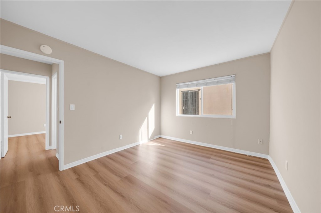 Clair Del Condos - Residential