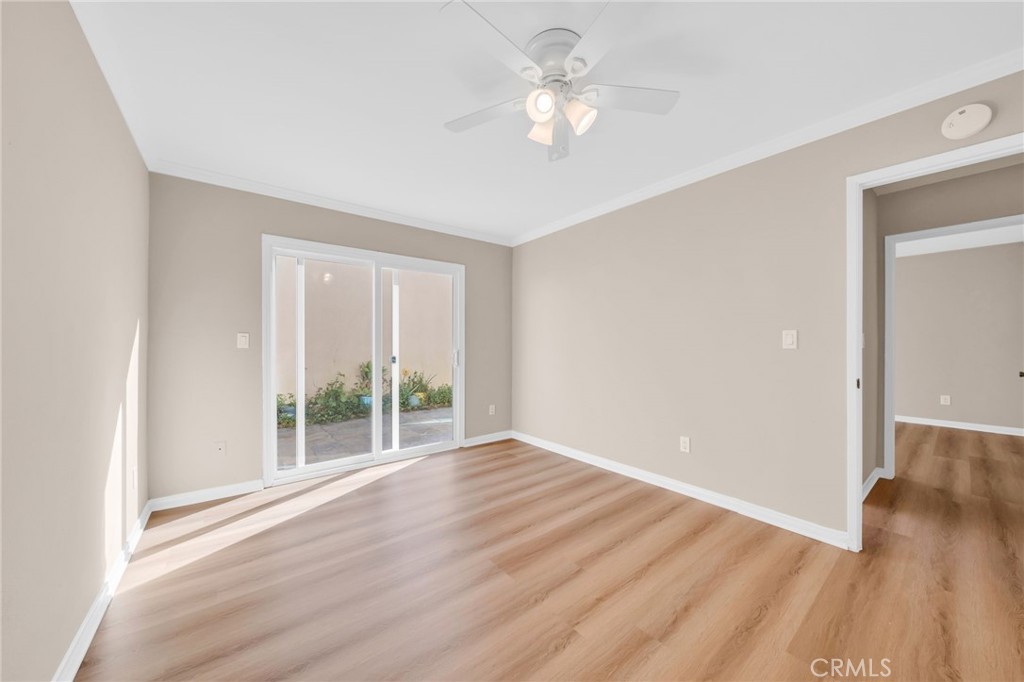 Clair Del Condos - Residential