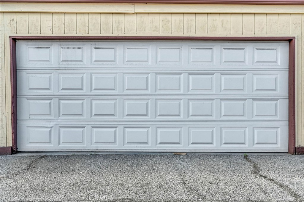 Clair Del Condos - Residential