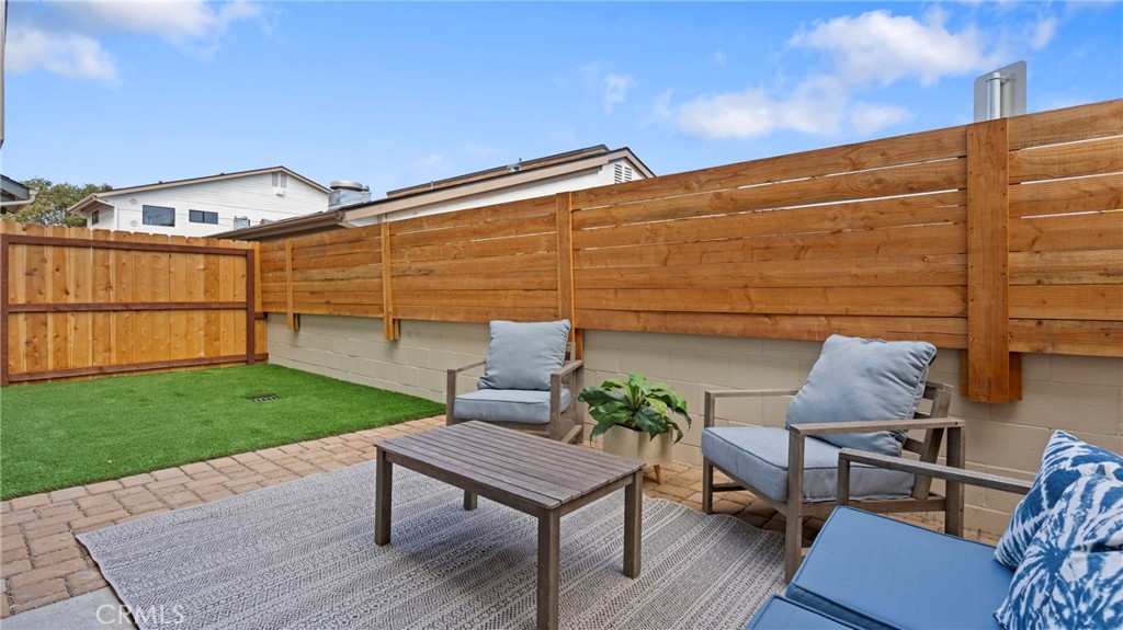 West of 101(1000) - Residential