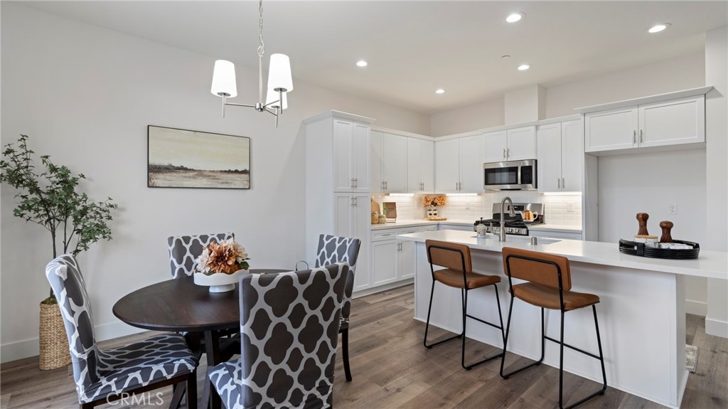 West of 101(1000) - Residential