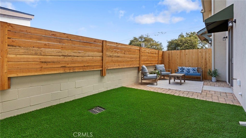 West of 101(1000) - Residential
