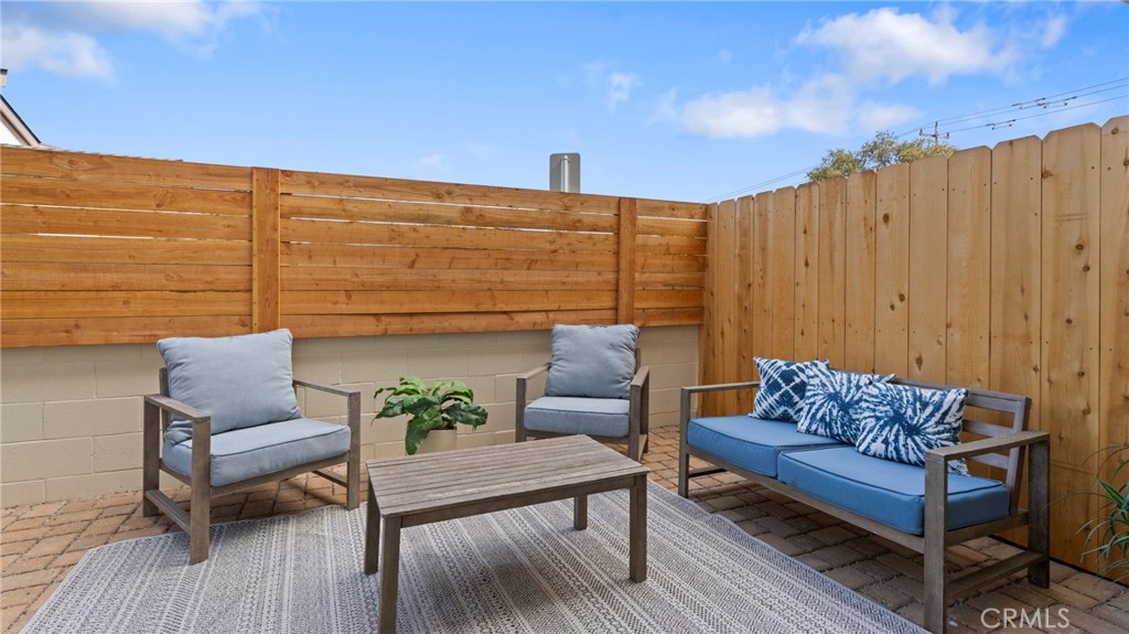 West of 101(1000) - Residential