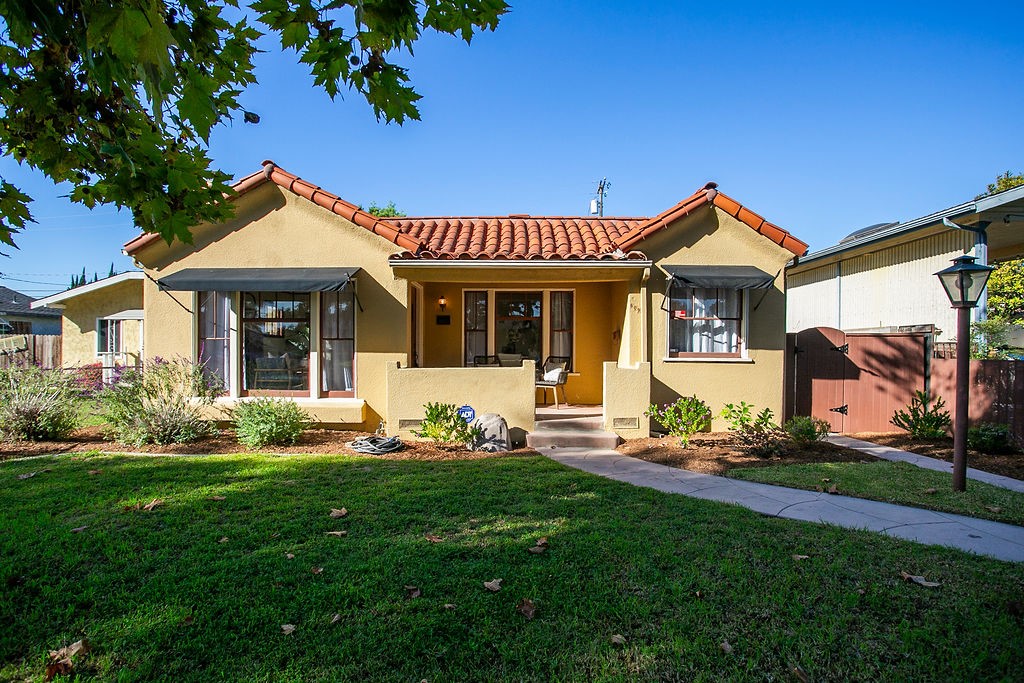 Historic Colony District - Residential