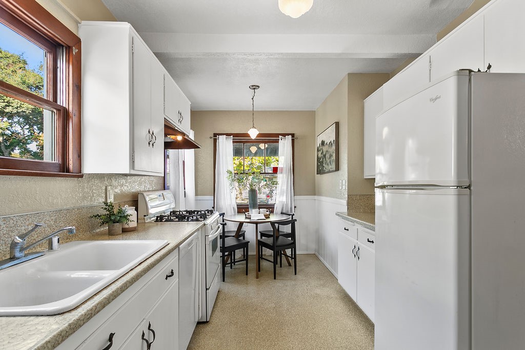 Historic Colony District - Residential