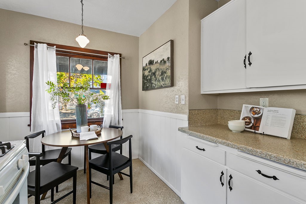 Historic Colony District - Residential