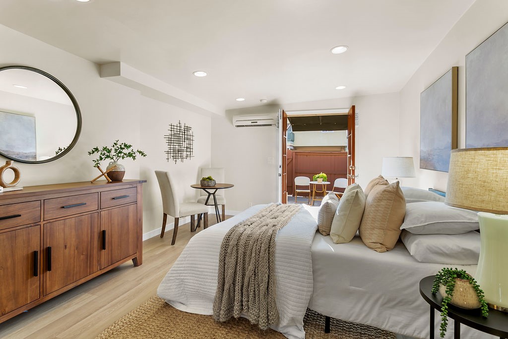 Historic Colony District - Residential