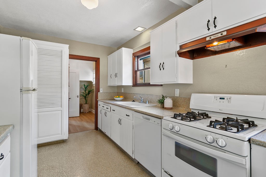 Historic Colony District - Residential