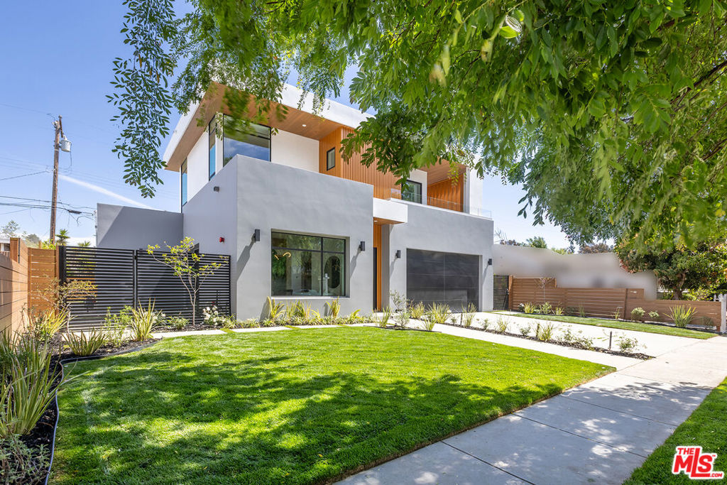 4458 Jasmine Avenue