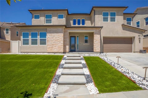 Photo of 28619 Bloom LN, Saugus, CA 91350 (MLS # GD26186532)
