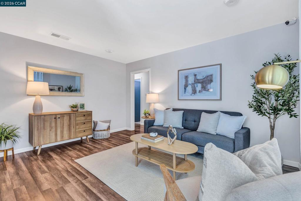 1162 Francine Ct