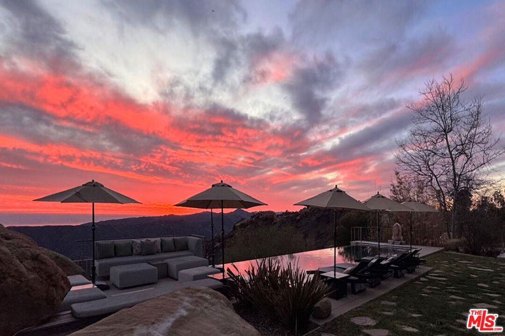 West Saddle Peak - Residential