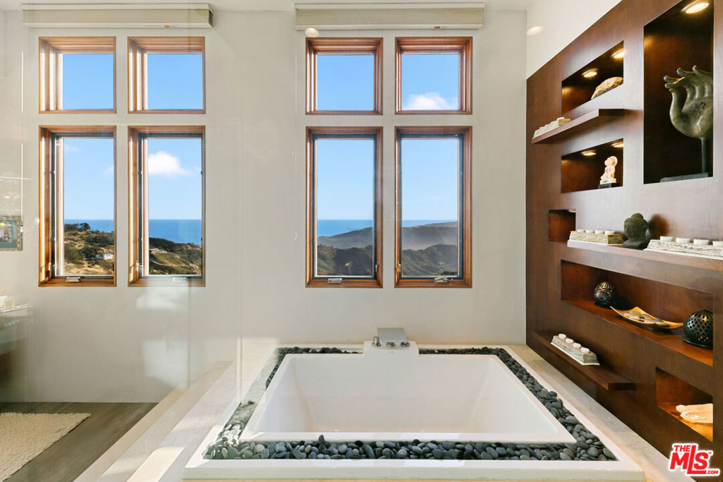 West Saddle Peak - Residential