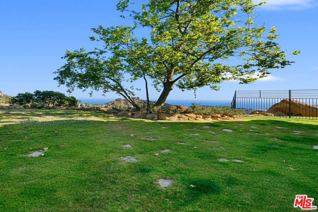 West Saddle Peak - Residential