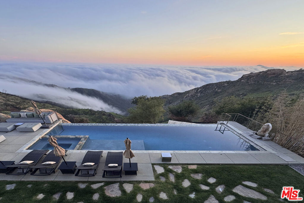 West Saddle Peak - Residential