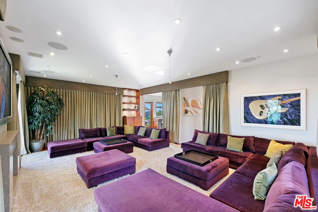 West Saddle Peak - Residential