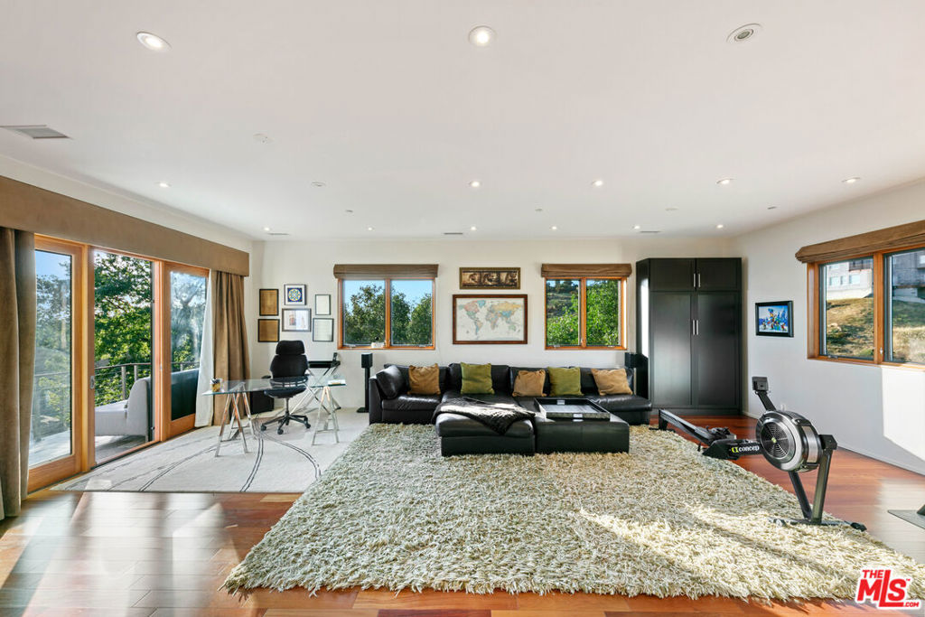 West Saddle Peak - Residential