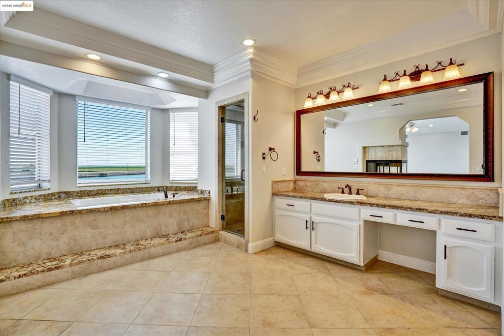 DELTA WATERFRONT ACCESS - Residential