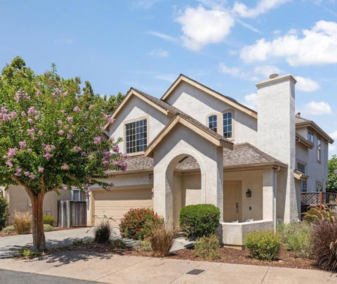 Photo of 693 Windsor Terrace, Sunnyvale, CA 94087 (MLS # ML82057087)