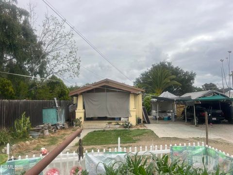 415 N 10TH Street Santa Paula CA 93060