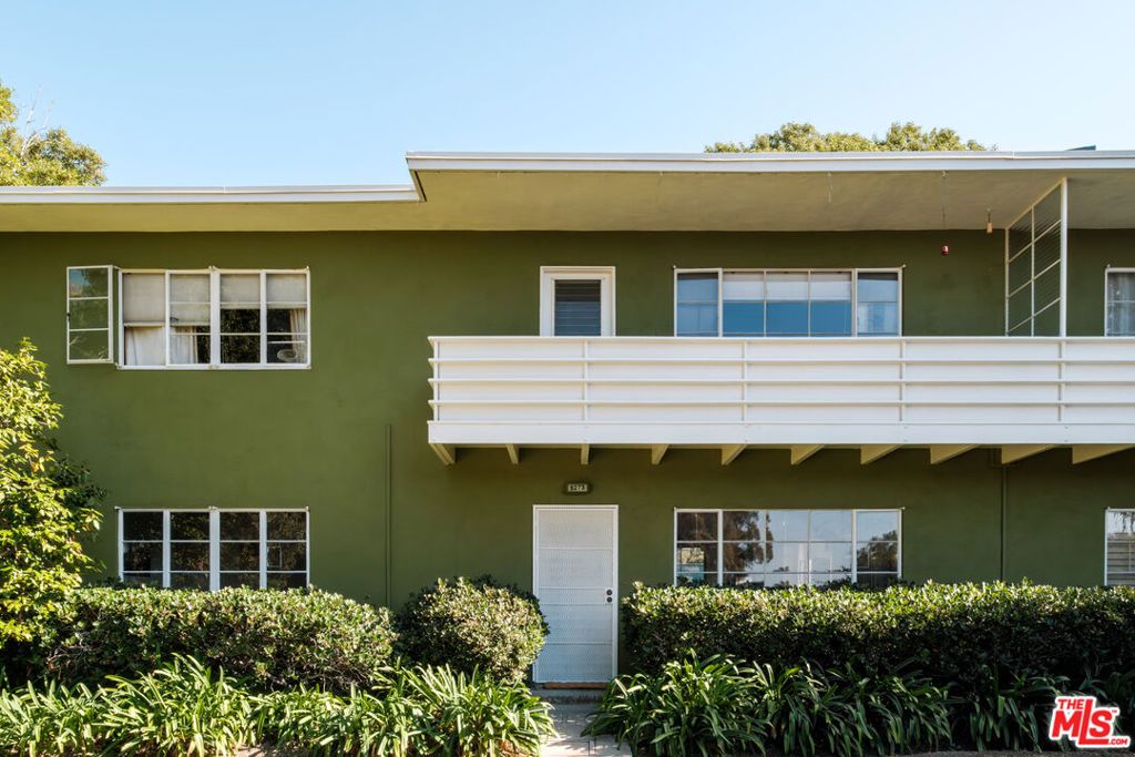 Photo of 5273 Village Grn, Los Angeles, CA 90016 (MLS # 25611053)