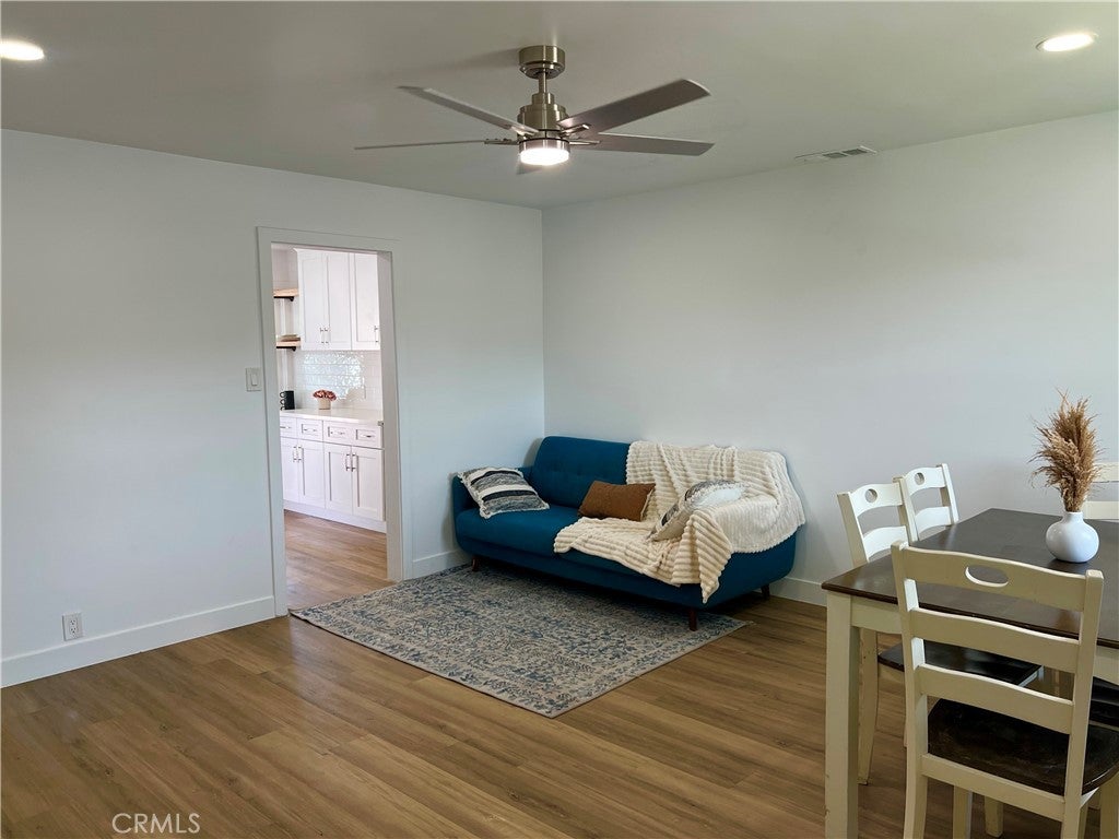 3311 W 189th