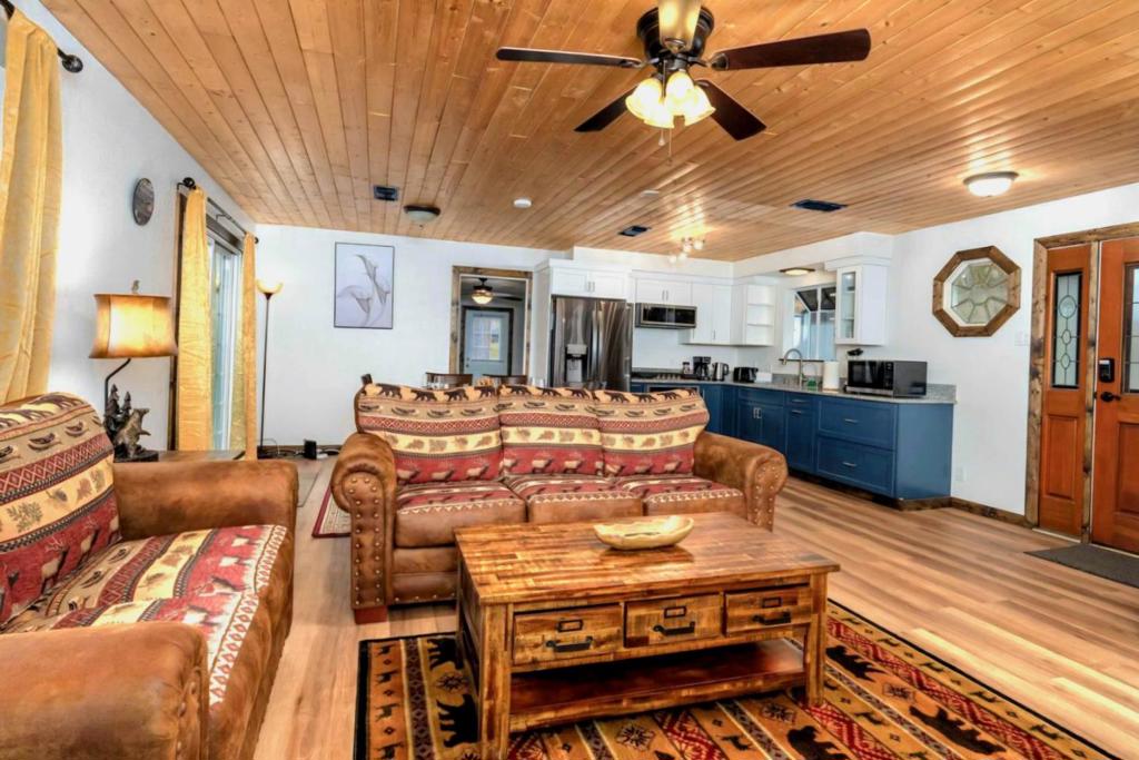 51159 Road 632