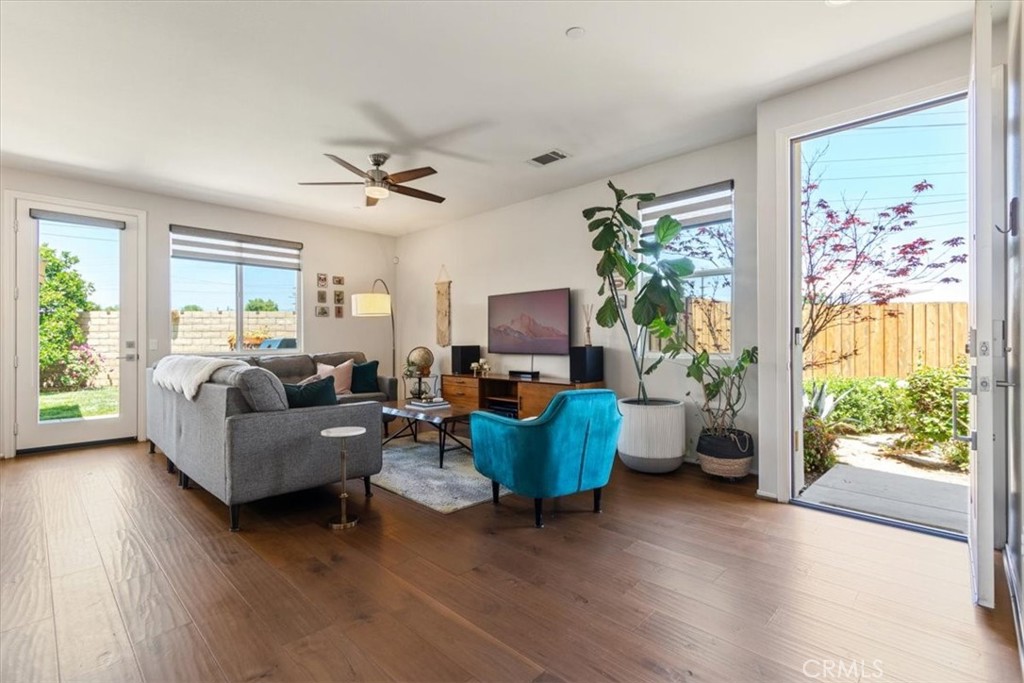 11159 W Laughlin Lane