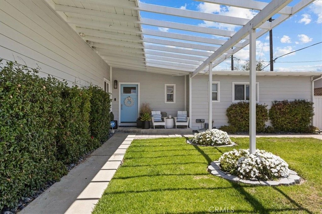 Photo of 1818 Beryl LN, Newport Beach, CA 92660 (MLS # PW26136746)