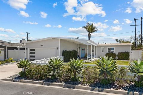 Photo of 1818 Beryl LN, Newport Beach, CA 92660 (MLS # PW26136746)