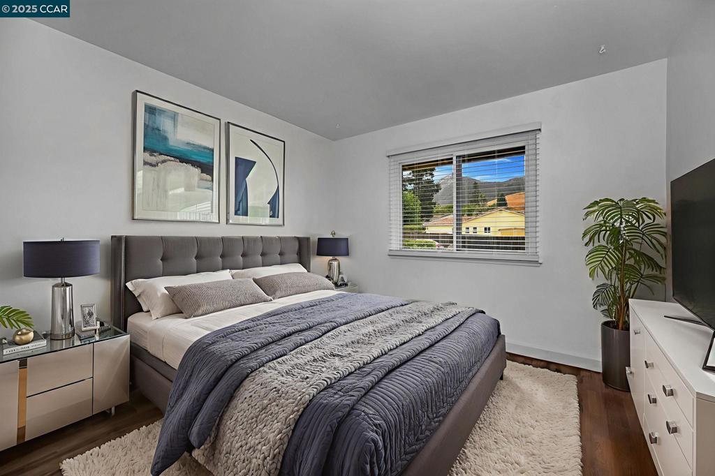 MITCHELL CANYON - Residential