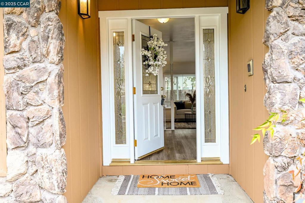 MITCHELL CANYON - Residential