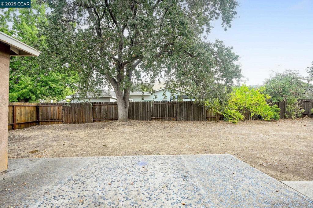 MITCHELL CANYON - Residential