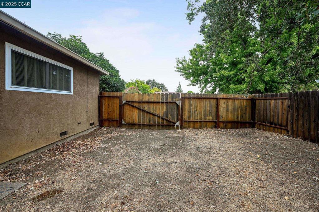 MITCHELL CANYON - Residential