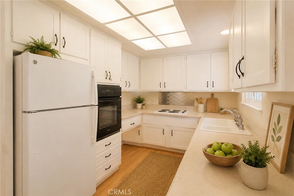515 Calle Aragon Unit B