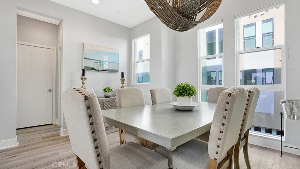 17 West - Residential